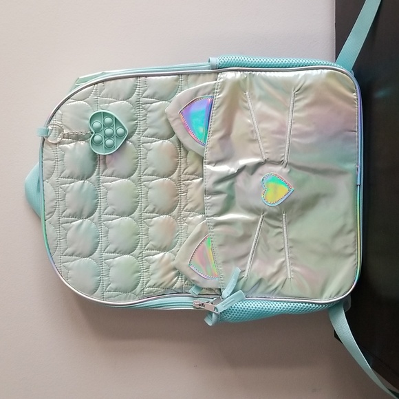 NEW! Accessory Innovations Nordstrom Iridescent kitty quilted backpack NWT - Picture 4 of 9